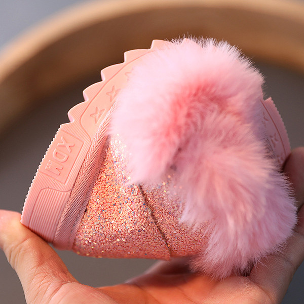 Uus mudel laste läikivad udusaapad