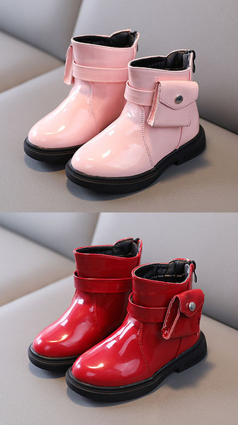 Uus taskuga lastesaabaste mudel tüdrukutele