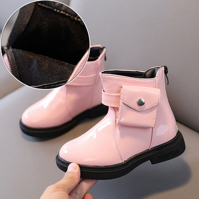 Uus taskuga lastesaabaste mudel tüdrukutele