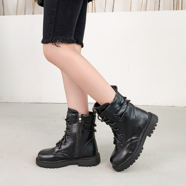 Öko-nahast valmistatud lastesaapad tüdrukutele - musta värvi