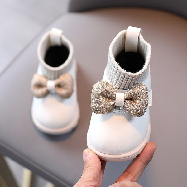 Paelaga sügis-talvised saapad tüdrukutele