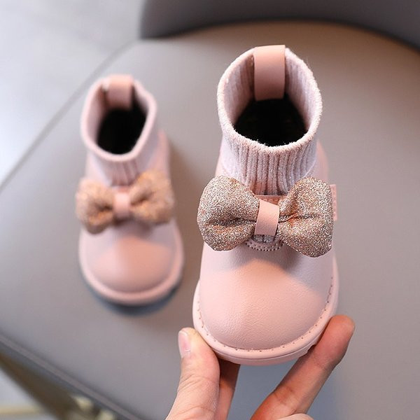 Paelaga sügis-talvised saapad tüdrukutele