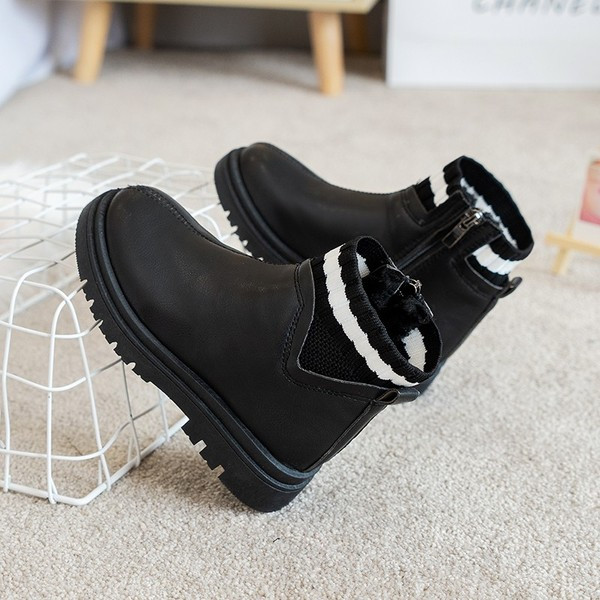 Öko-nahast ja tekstiilist moodsad lastesaapad tüdrukutele