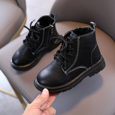 Vienspalviai vaikiški batai su raišteliais