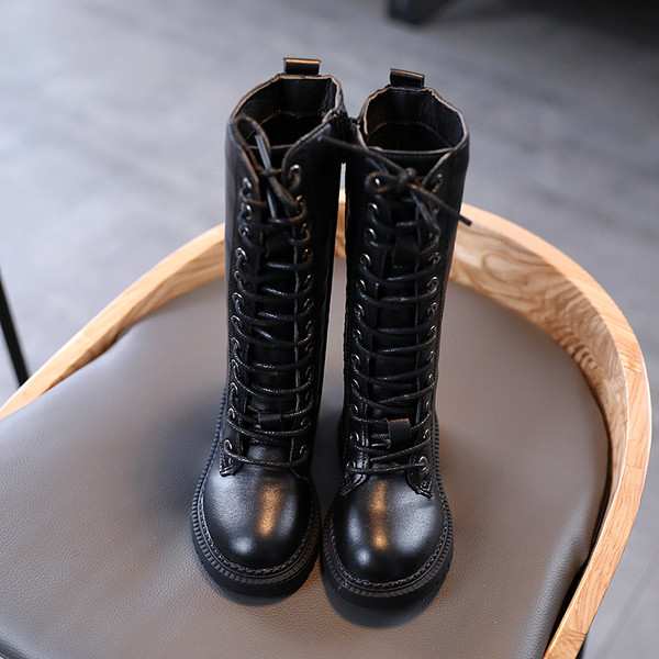 Lameda talla ja paeltega lastesaapad tüdrukutele