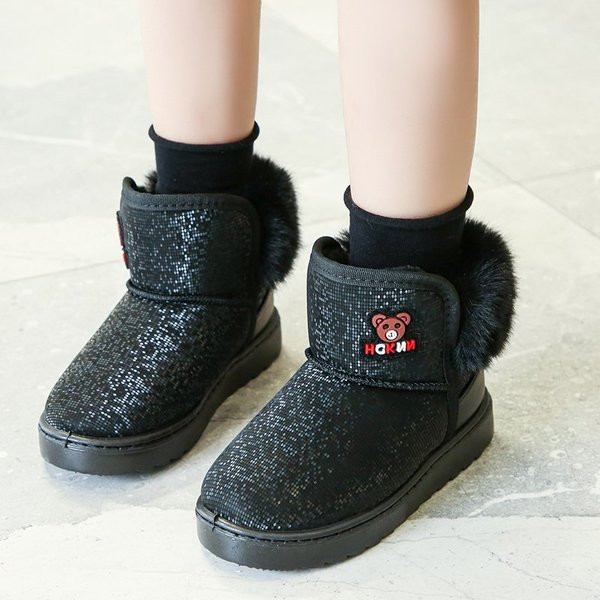 Νέο μοντέλο παιδικές μπότες με λαμπερό αποτέλεσμα για κορίτσια