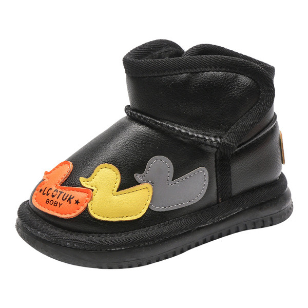 Παιδικές μπότες με μαλακή επένδυση και έμβλημα