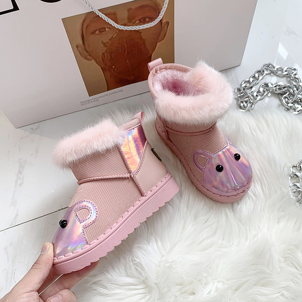 Μοντέρνες  παιδικές μπότες με γούνα για τα κορίτσια