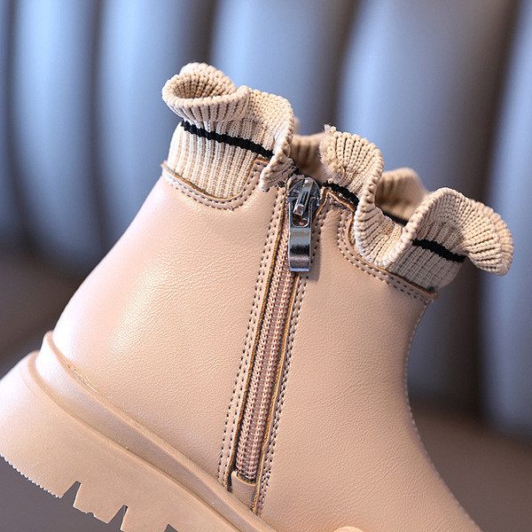 Öko-nahast ja tekstiilist moodsad lastesaapad tüdrukutele