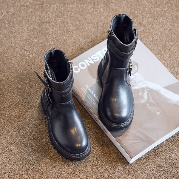 Νέο μοντέλο παιδικές μπότες με αγκράφες για κορίτσια