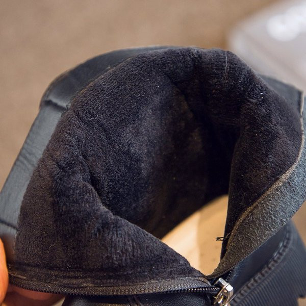 Νέο μοντέλο παιδικές μπότες με αγκράφες για κορίτσια