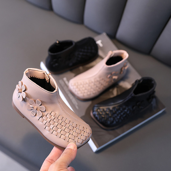 Öko-nahast lilledega sügisesed lastesaapad tüdrukutele