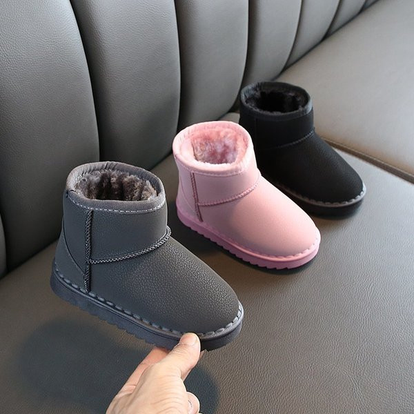 Lastesaapad tavaline mudel lameda tallaga