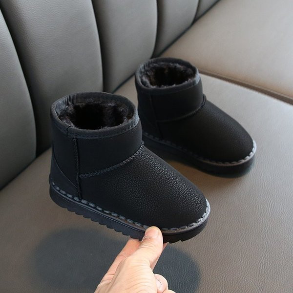 Lastesaapad tavaline mudel lameda tallaga