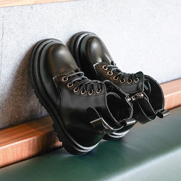 Νέο μοντέλο παιδικές μπότες  από έκο δέρμα - δύο μοντέλα