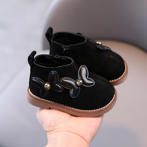 Παιδικές μπότες από οικολογικό σουέτ με τρισδιάστατο στοιχείο