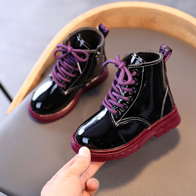 Детски боти с връзки и равна подметка за момичета