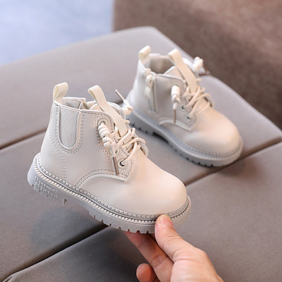 Vaikiški batai iš eko odos šiurkščiu padu ir raišteliais