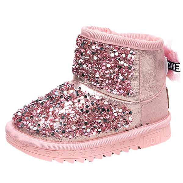 Детски боти с пайети и пух подходящи за момичета