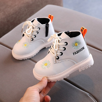 Детски боти с бродерия цвете - с подплата или без