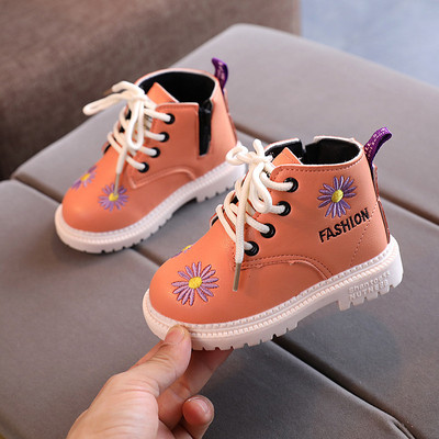 Детски боти с бродерия цвете - с подплата или без