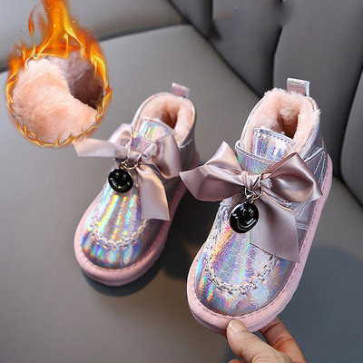 Актуални детски боти с топла подплата и панделка