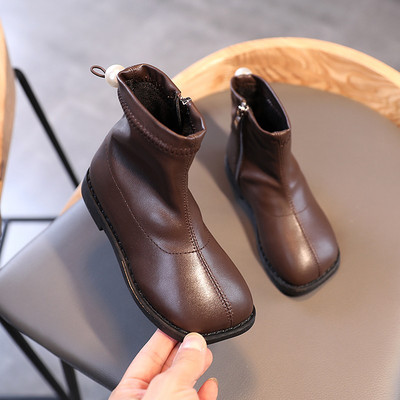 Детски кожени боти с равна подметка и цип