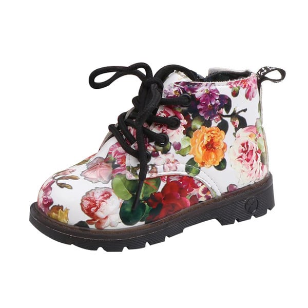 Актуални детски боти за момичета с връзки и флорален десен