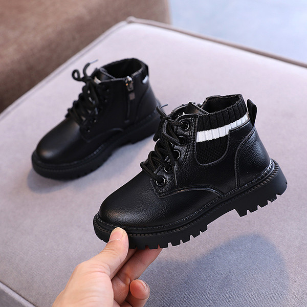 Детски боти от еко кожа с груба подметка - тип чорап