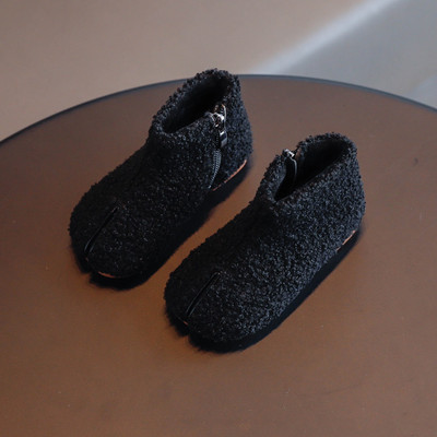 Ежедневни пухени боти с цип за момичета