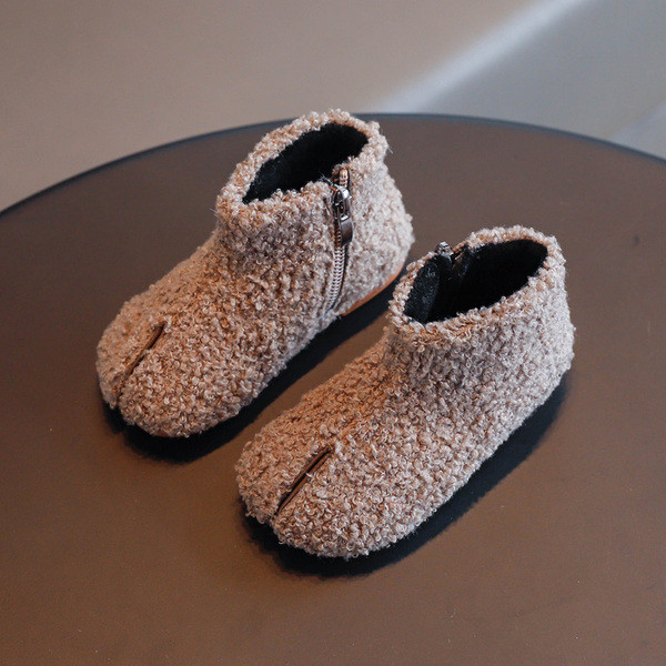 Ежедневни пухени боти с цип за момичета