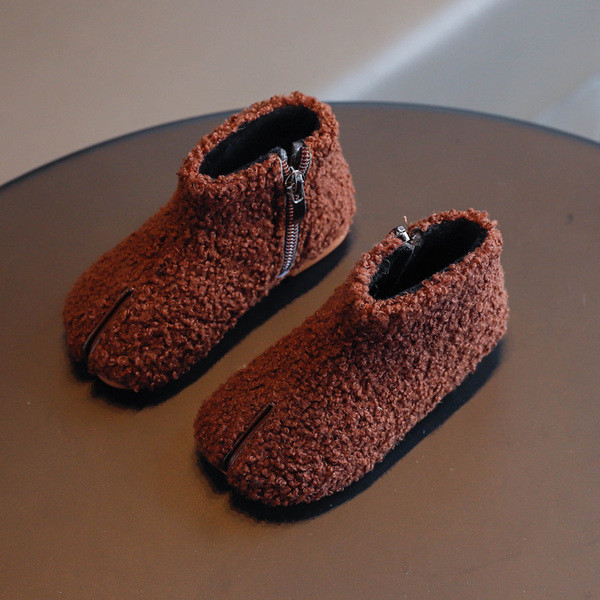 Ежедневни пухени боти с цип за момичета