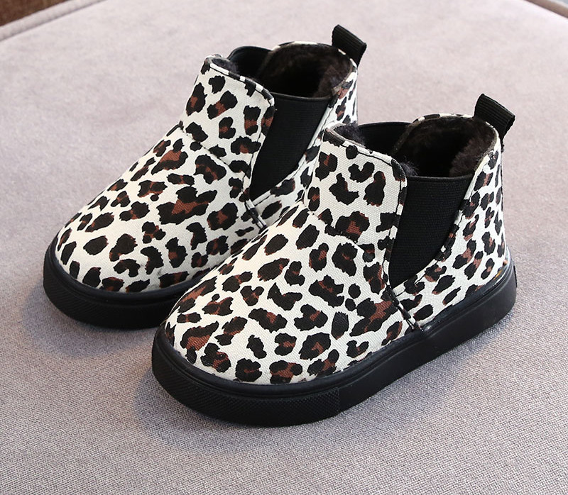 Детски боти с леопардов принт и равна подметка - с или без мека подплата