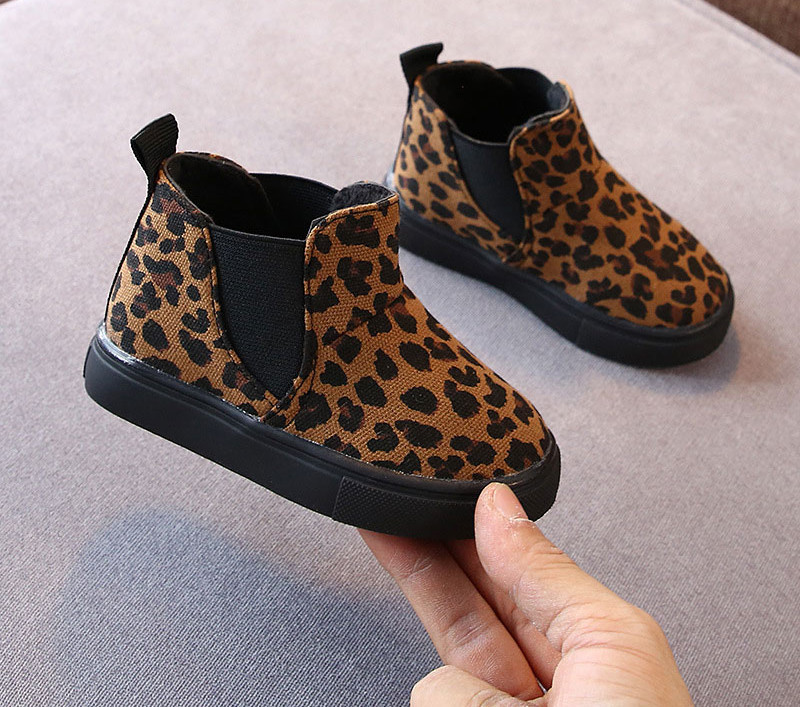 Детски боти с леопардов принт и равна подметка - с или без мека подплата