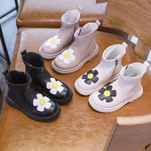 Детски боти с цип и апликация в три цвята