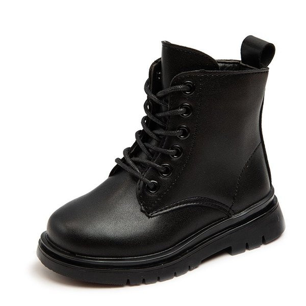 Детски боти или ботуши от еко кожа с връзки в черен цвят