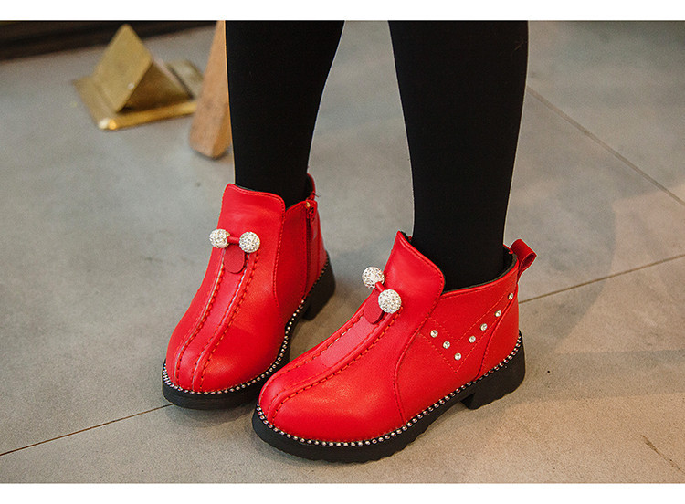 Кожени детски боти с камъни и цип