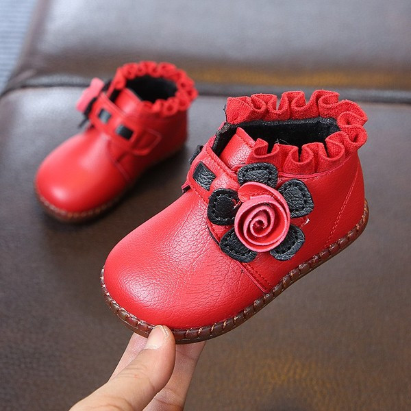 Παιδικές μπότες από οικολογικό δέρμα με βολάν και λουλούδι