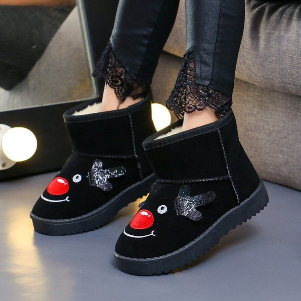 Παιδικές χειμερινές μπότες με κεντήματα και τρισδιάστατα στοιχεία για κορίτσια