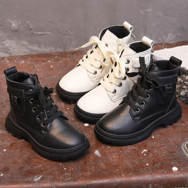 Παιδικές μπότες από οικολογικό δέρμα με κορδόνια κατάλληλα για κορίτσια