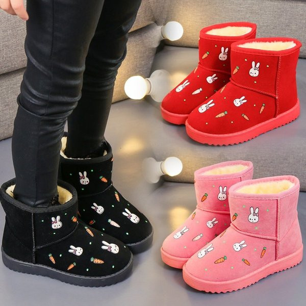 Casual παιδικές μπότες με κέντημα και επίπεδη σόλα