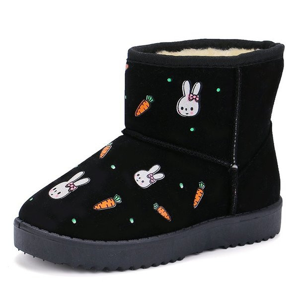 Casual παιδικές μπότες με κέντημα και επίπεδη σόλα