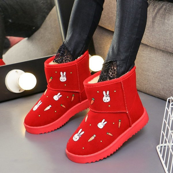 Casual παιδικές μπότες με κέντημα και επίπεδη σόλα