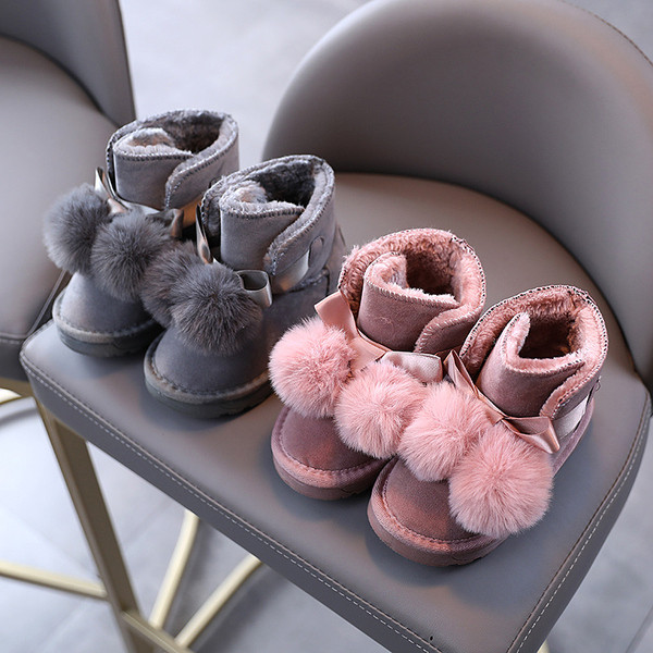 Μοντέρνες παιδικές μπότες για κορίτσια με γούνα
