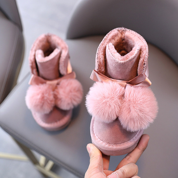 Μοντέρνες παιδικές μπότες για κορίτσια με γούνα