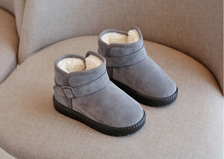 Παιδικές μπότες με ζεστή επένδυση και επίπεδη σόλα