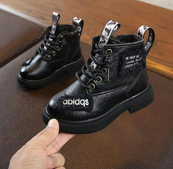 Παιδικές έκο δερμάτινες μπότες για κορίτσια με εμβλήματα και κορδόνια