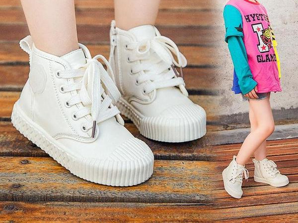 Παιδικές μπότες από οικολογικό δέρμα με δαντέλα κλασικό μοντέλο