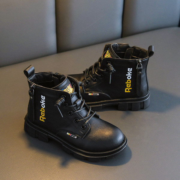 Παιδικές μπότες casual με κορδόνια και επίπεδη σόλα κατάλληλα για κορίτσια