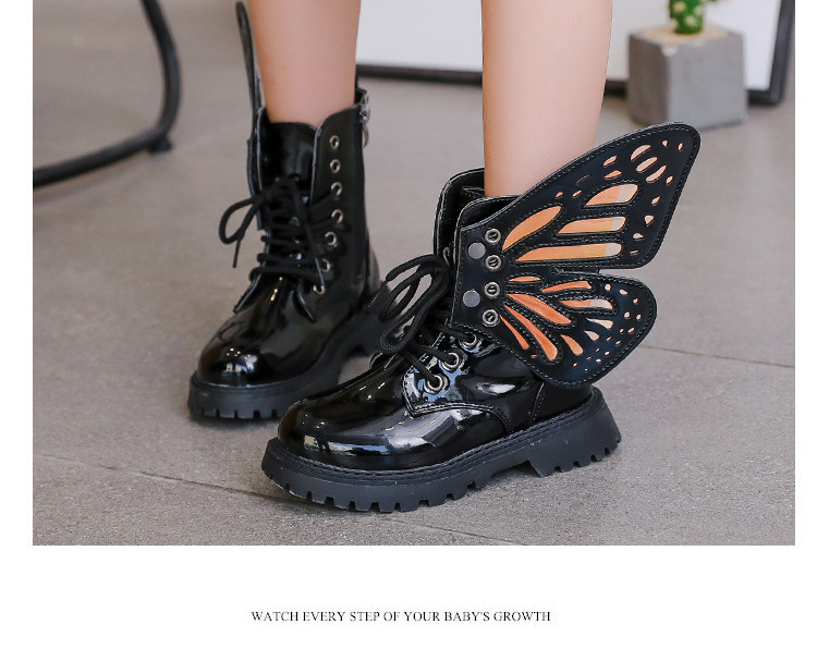 Μοντέρνες παιδικές μπότες για κορίτσια με τρισδιάστατο στοιχείο